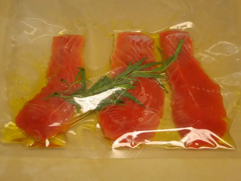 Sous-Vide-Salmon-in-bag.jpg